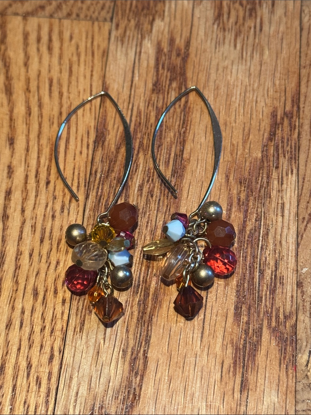Pier 1 gold thread beaded cluster earrings